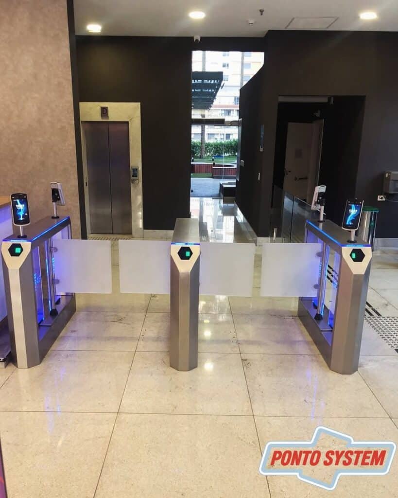 Catraca Flow Balcão V9 2 Catraca Flow Balcao V9 Braco pivotante